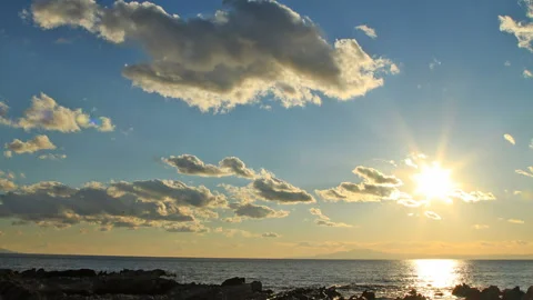 Sinking Sun 스톡 동영상 327534456