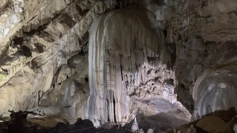 Sinter formations in the deepest karst caves of the world in Abkhazia, Verevkin 库存影片 263825012