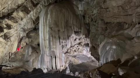 Sinter formations in the deepest karst caves of the world in Abkhazia, Verevkin 库存影片 263825223