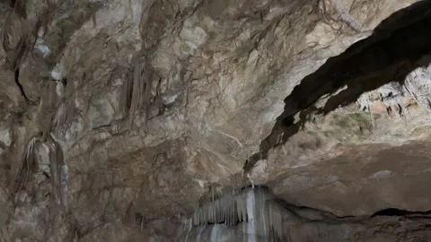 Sinter formations in the deepest karst caves of the world in Abkhazia, Verevkin 库存影片 263825656
