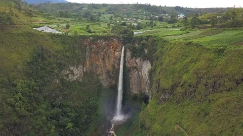 On the Sipisopiso waterfall Stock-Footage 83908306