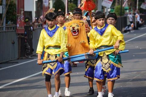 Sisingaan dance from west java at BEN Carnival Stock-Fotos