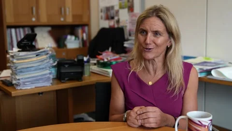 The sister of murdered MP Jo Cox has urged people not to 'create chaos' followi Vídeos de archivo 336706169