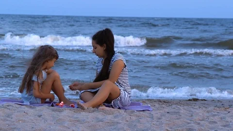 Sisters on the beach mold from plasticine Stock Footage 112434829