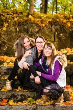 Sisters together Stock-Fotos