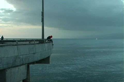 Siting On the Peer Vídeos de archivo 450597