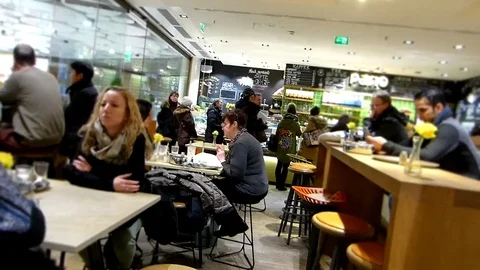 Sitting in a Cafe (time lapse and tilt shift) Vídeo Stock 71672686