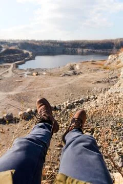 Sitting on a cliff Foto stock