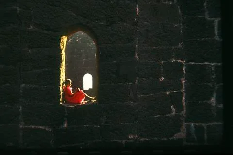 Sitting in a Monument Foto stock