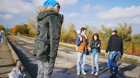 The situation on the bridge at the time of preparation for the jump Stock Footage 56430883