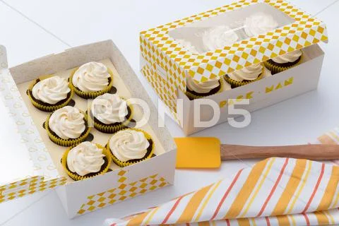 Six Cupcake Box Mockup PSD Template