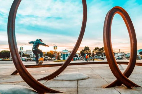 Skate in the Loop 写真素材