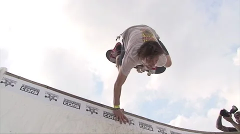 Skateboard halfpipe trick Stock Footage 51027489