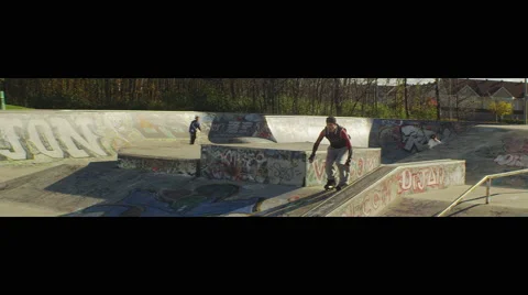 Skateboard Park Slow Motion Inline Skater Stunt 2 Vídeo Stock 42767181