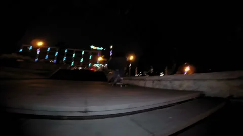 Skateboarder performs the trick in the park 스톡 동영상 94167659