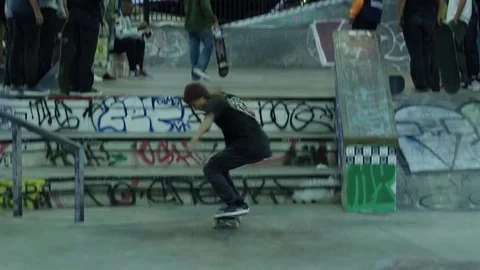 Skateboarding 動画素材 79979753