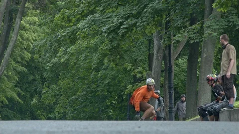 Skateborder Sliding With Longboard Stockbeeldmateriaal 90058859