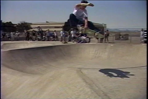 Skater -frontside air Stock Footage 643812