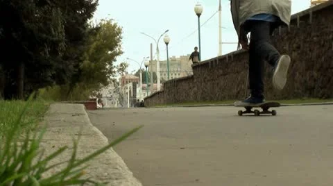 Skater on the road Video stock 22022554