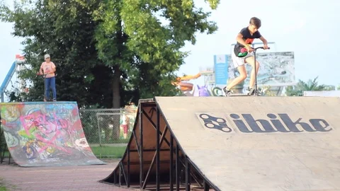 Skaters Stock Footage 92986423