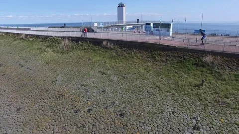 Skating on Afsluitdijk at the monument Video stock 75639338