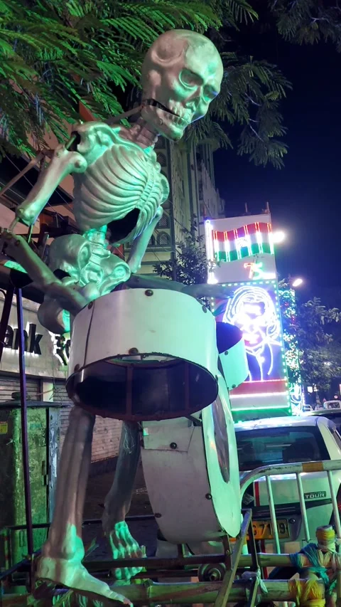 A skeleton beating a musical instrument or dram Video stock 218061352