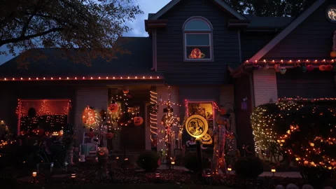 Skeleton pumpkins in yard, real life environment Stock-Footage 330981350