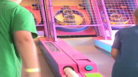 Ski ball 库存影片 8848259