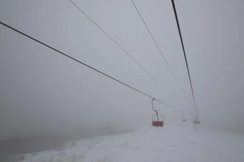 Ski Elevator in Haze Stockfoto's