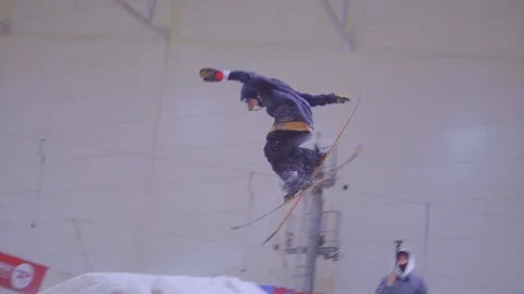 SKI FREESTYLE TRICK 库存影片 116975697