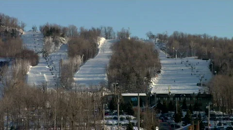 Ski hill 2 動画素材 680197