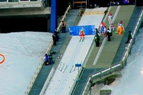 Ski jumper at Winter Olympics Vídeo Stock 113382