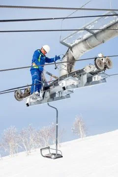 Ski lift maintenance engineer Foto stock