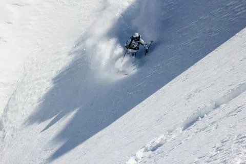 Skier on the edge of the light Foto stock