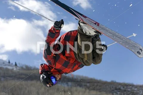 Skier upside down superpipe championship winter recreation