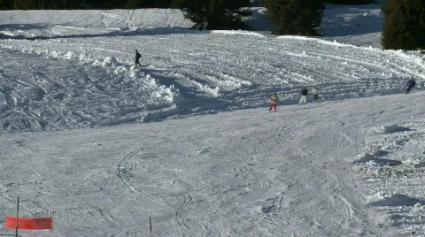 Skiing 7 Stock-Footage 303449