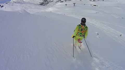Skiing in deep snow Video stock 35885155