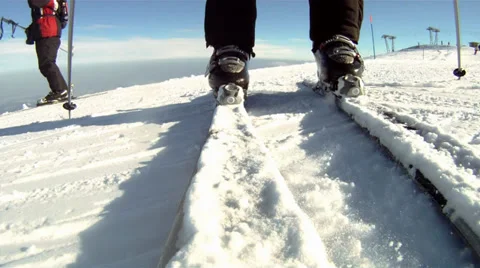 Skiing 스톡 동영상 33299770