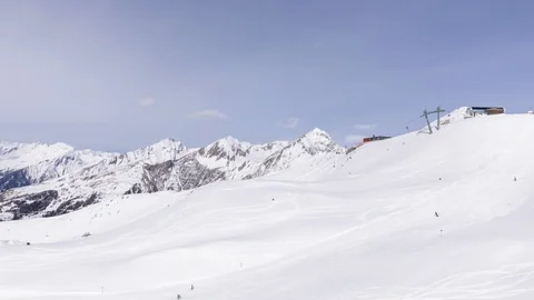 Skiing resort in time lapse Видео 126916645