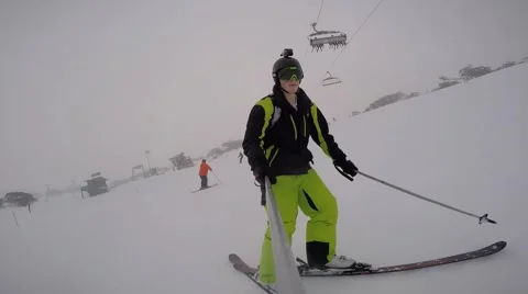 Skiing Wide angle footage Stockbeeldmateriaal 52706670