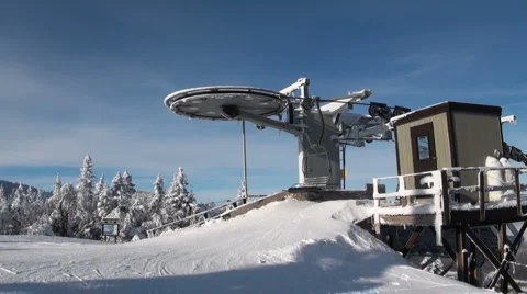 Skilift wheel side Video stock 1052897