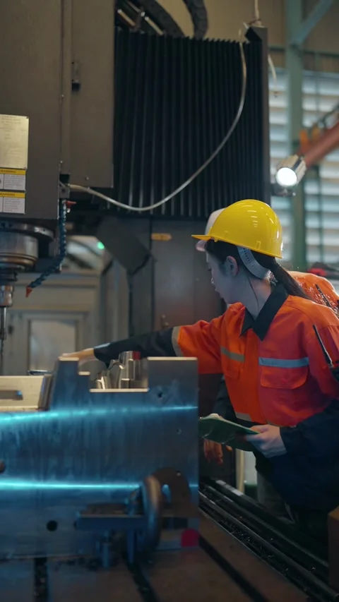 Skilled Labor Stock Footage 336315958