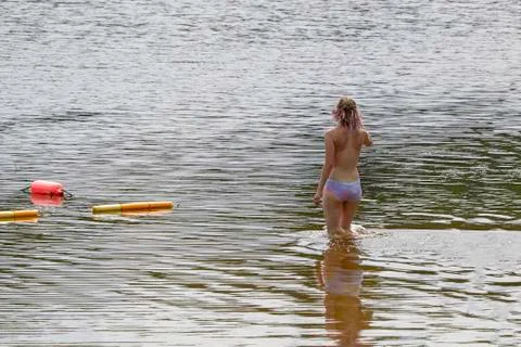 Skinny dipper 写真素材