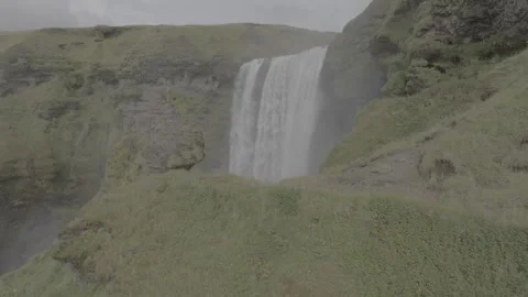 SKOGAFOSS WATERFALL Video stock 328152055
