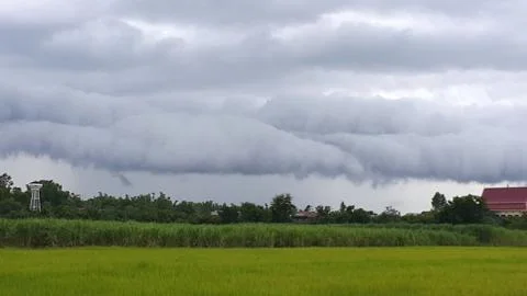 The sky and clouds before the rain drop. 스톡 사진