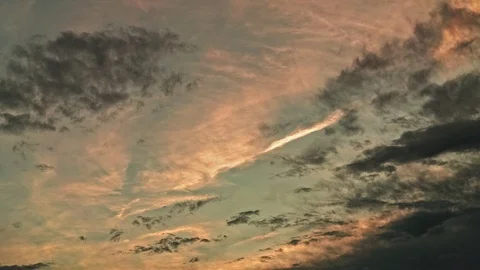 Sky and Clouds Timelapse in 4K Stockbeeldmateriaal 89820816