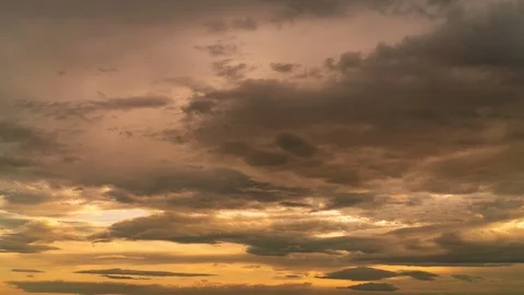 Sky and Clouds Timelapse in 4K Stockbeeldmateriaal 89821068