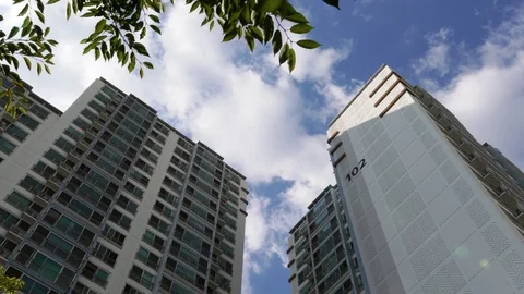 Sky Apartment Building Vídeo Stock 111414566