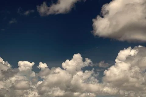 Sky with clouds. Cloudy skyscape background. Cloudscape sky background. Cloud in Stockfoto's