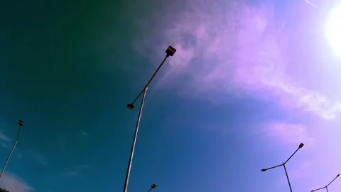 Sky, clouds, lamppost. time lapse Vidéo 341839957